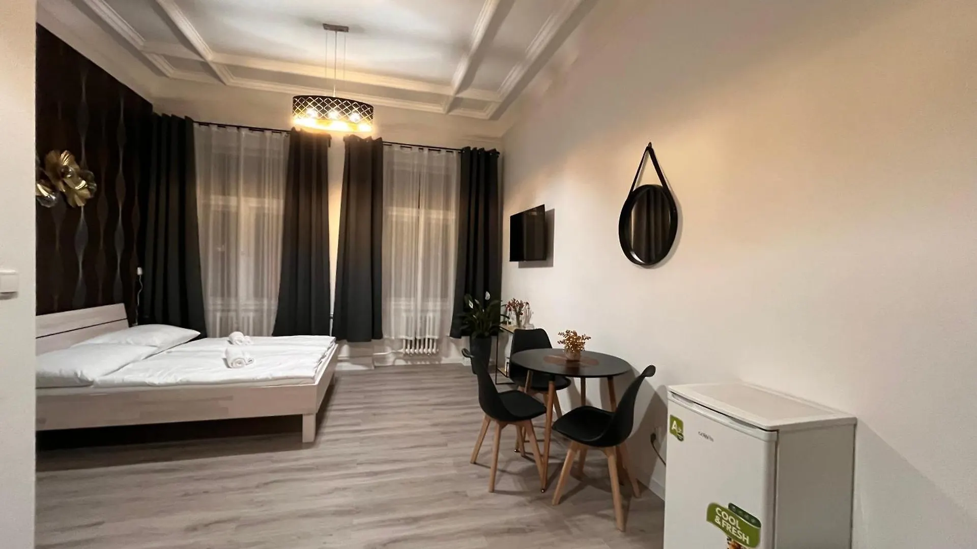 Golden Old Prague Apartments Τσεχία